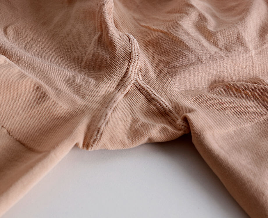 nude color pantyhose crotch detail